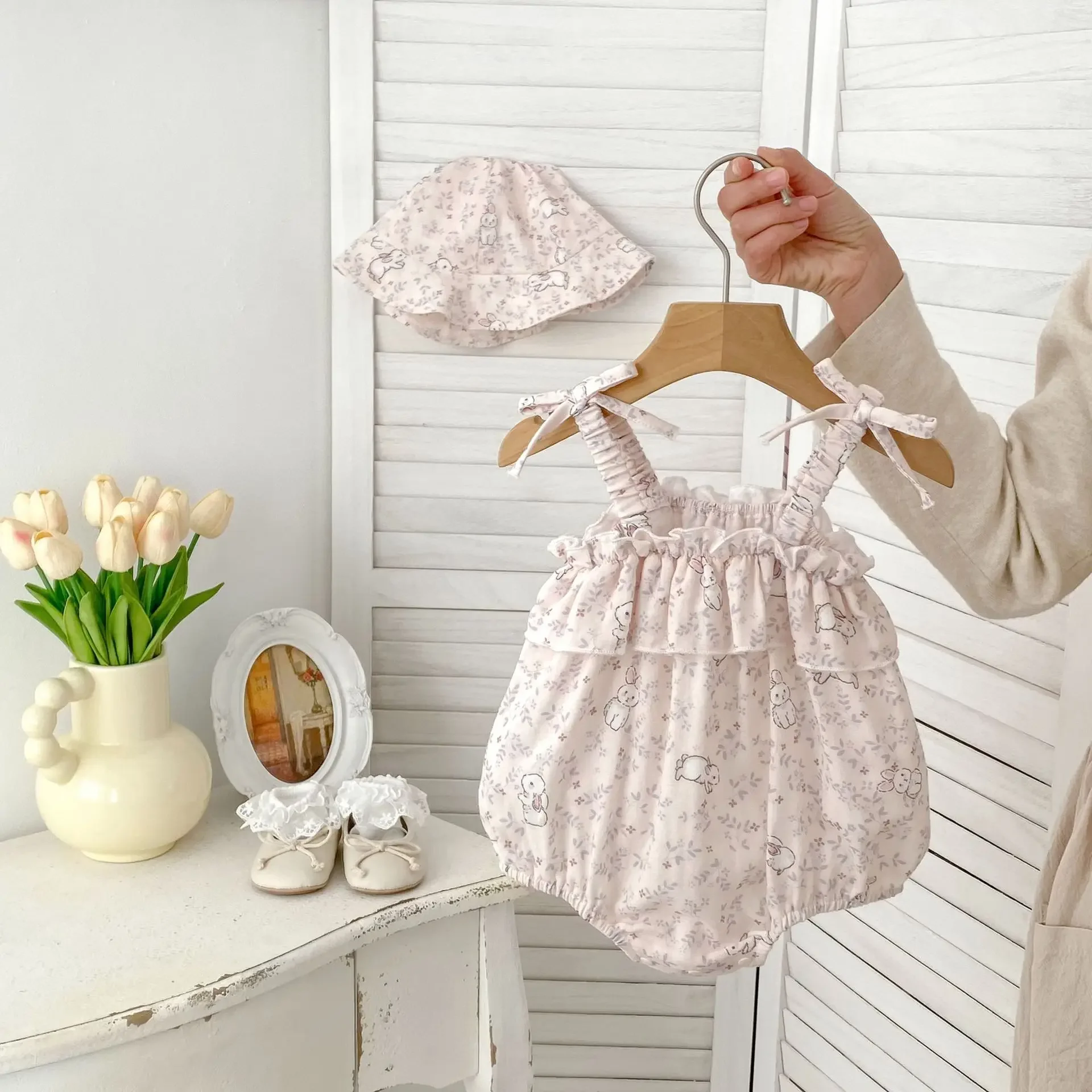 

2025 New Baby Summer Jumpsuit, Super Cute Easter Bunny Printed Bag, Fart Jacket, Bow Suspender