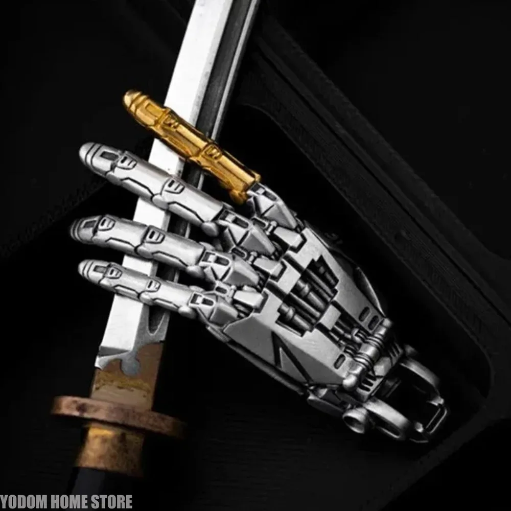 Mechanical Bionic Hand Keychain Articulated Robot Hand with Movable Fingers, Stylish Car Interior Accessory & EDC Collectible