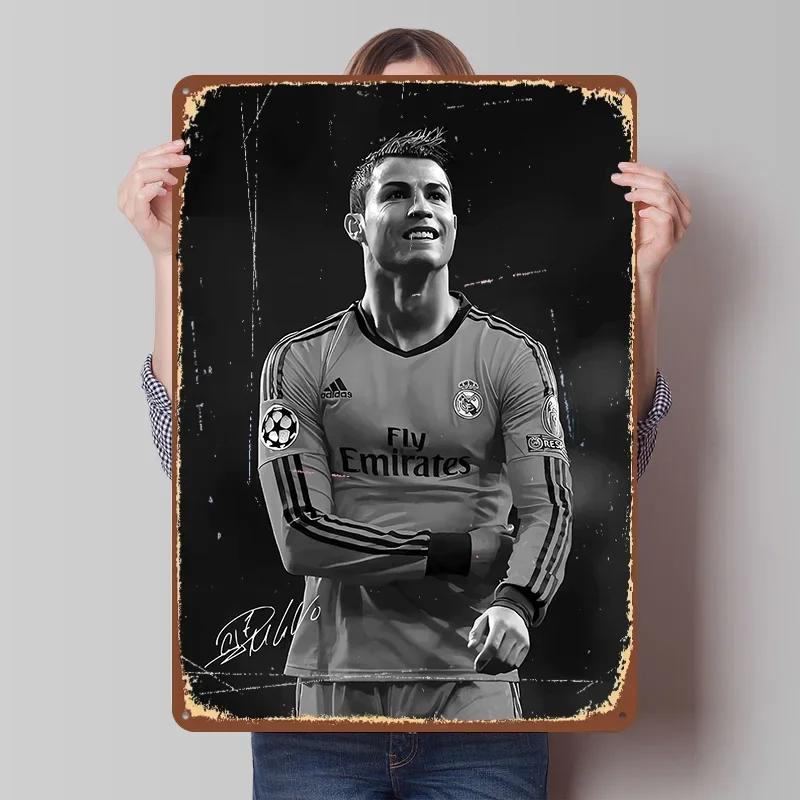 Messi Soccer Ronaldo Tinplate Poster Customized Wall Art Vintage Metal Signs Retro Tin Plaque for Decoration Bedroom Decorations