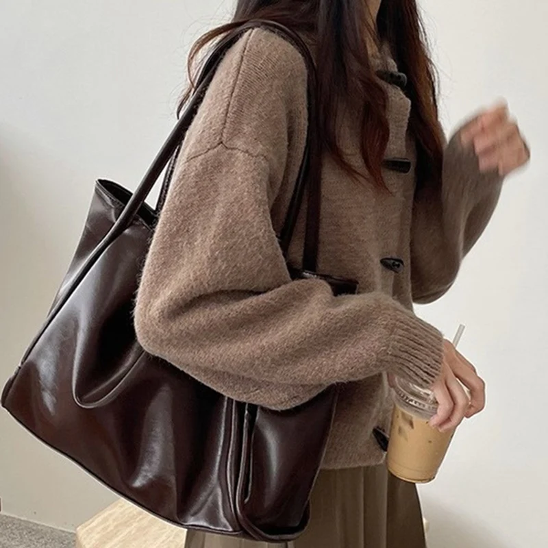 

2026 Women New Vintage Shoulder Bags Lady Work Commute Large Capacity Handbag Female Korean Style Street Fashion Tote Bag