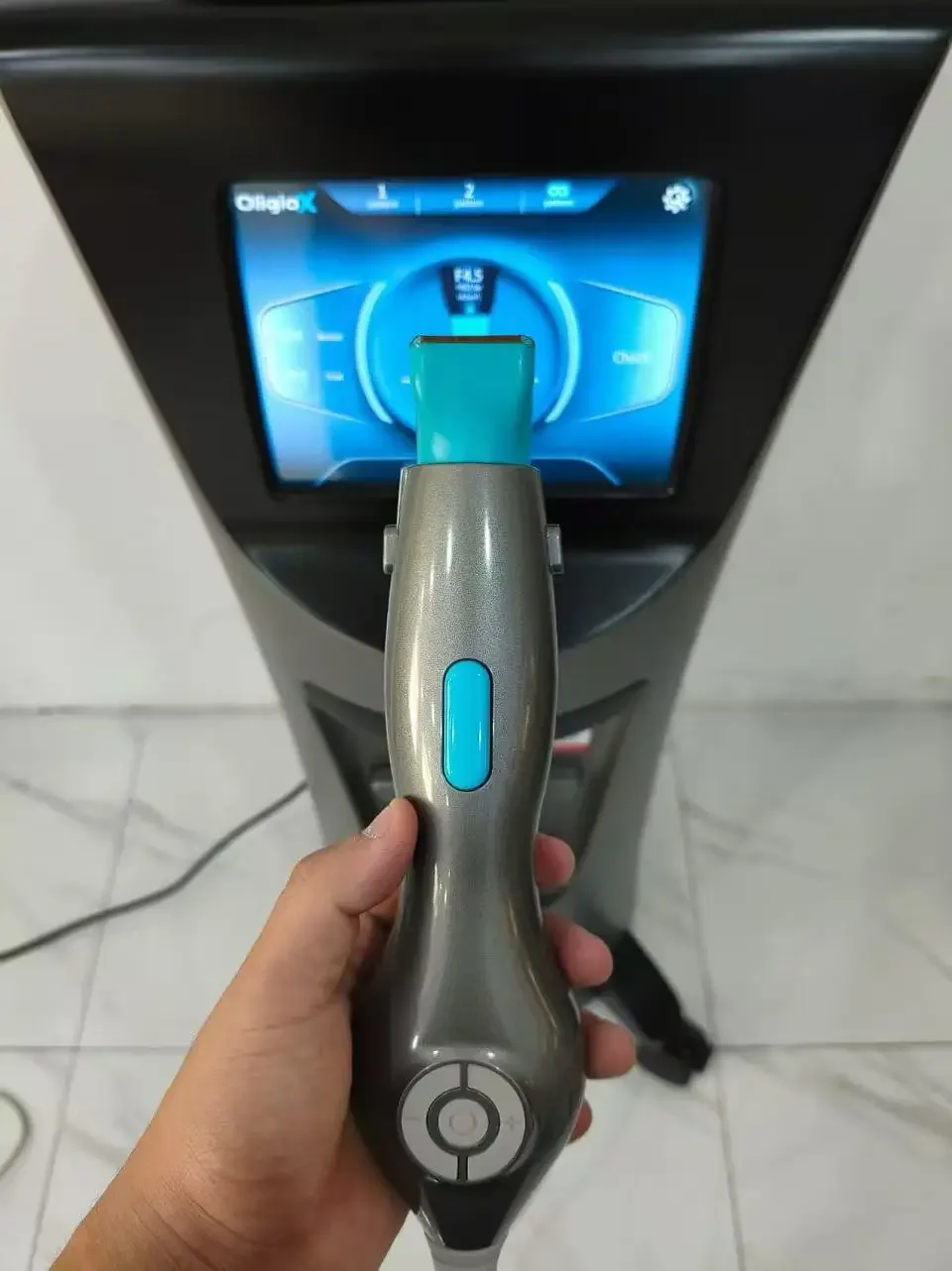 OligioX Skin Tightening 6.78MHZ Oligio Monopolar RF Thermal Body Face Eye Anti-Aging Wrinkle Removal Salon Device