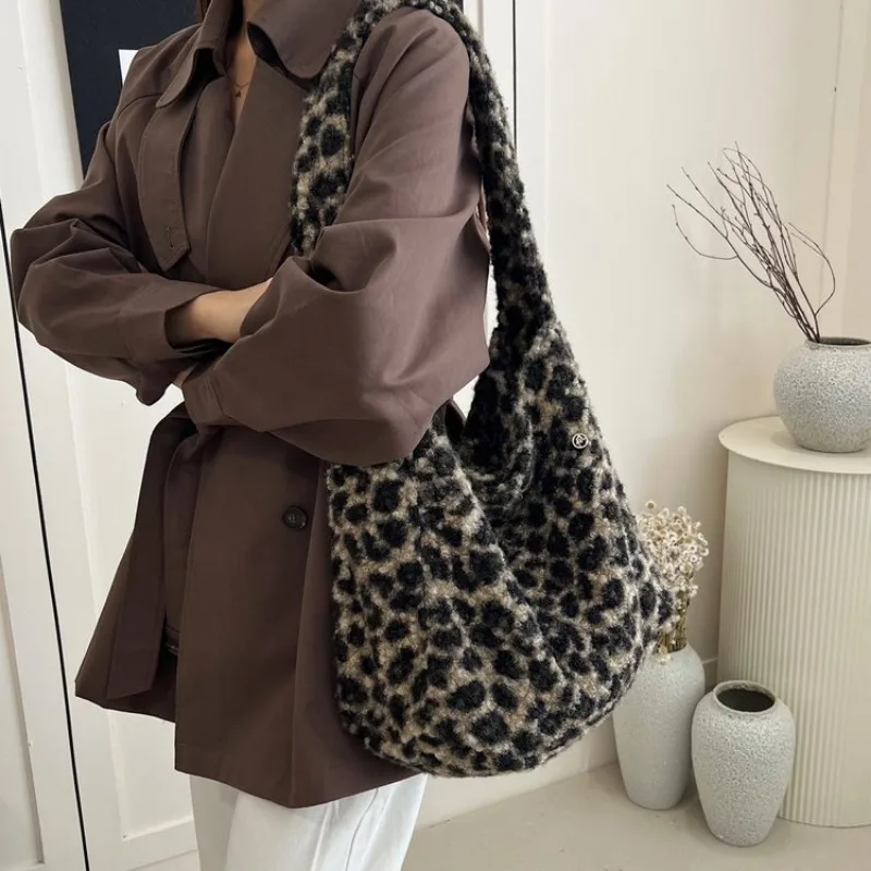 Bolsa de pañales moderna y atrevida, bolso cruzado para oficina, uso diario, exquisito, glamuroso, versátil, elegante, organizado, fácil de usar