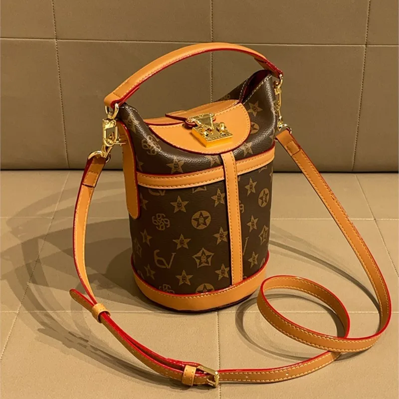 Light luxury brand women\'s bag bucket bag 2024 new high-end feeling autumn and winter fashion explosive handbag crossbody bag