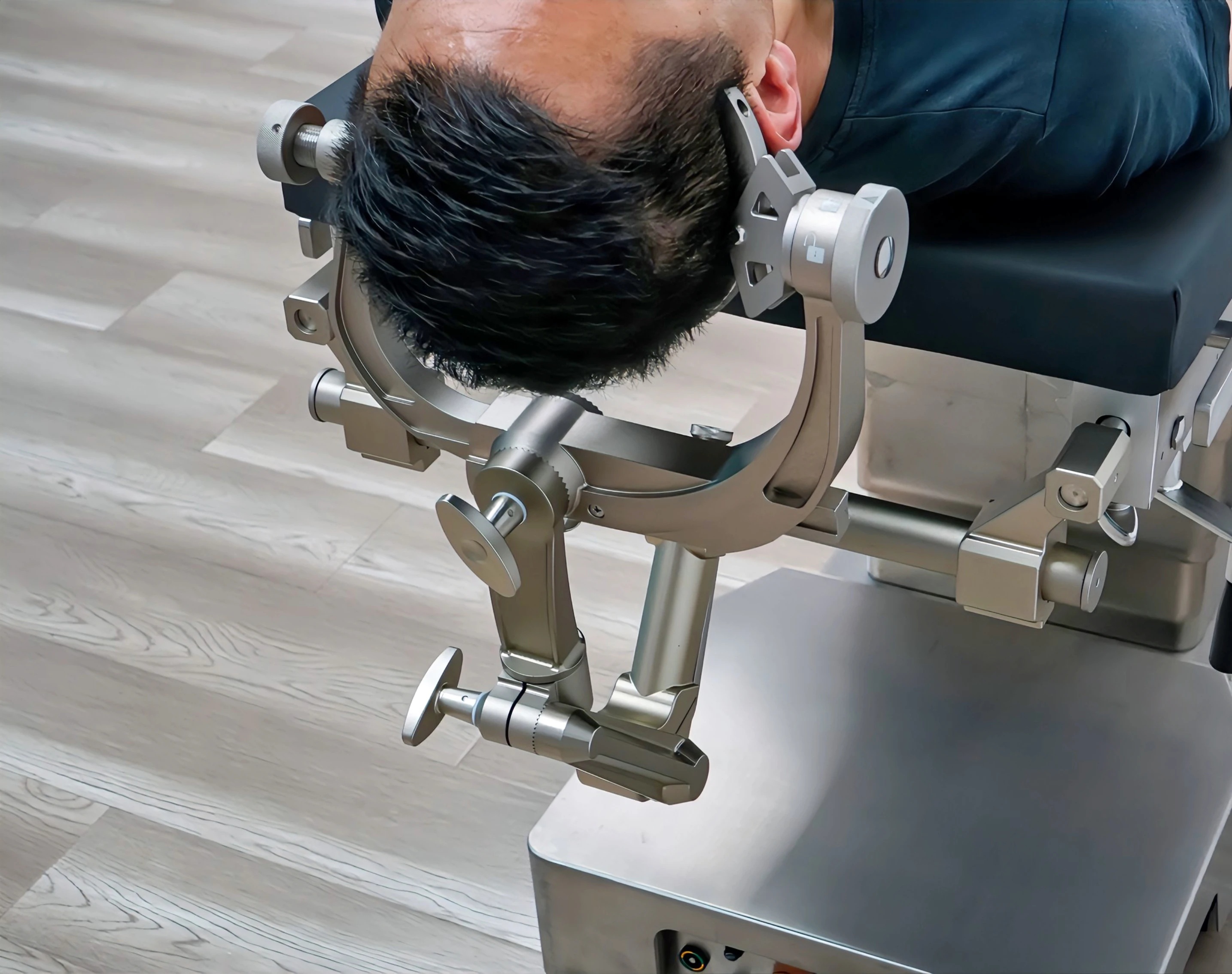 Neurosurgery Coating Head Skull Clamps Mayfield Three Point Skull Clamp jackson surgical table image 4