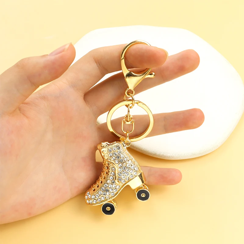 Creative Rhinestones Inlaid Skates Charm Keychain Skating Enthusiasts Gift Souvenir Bag Keys Decor Shoe Styling Enamel Keyring