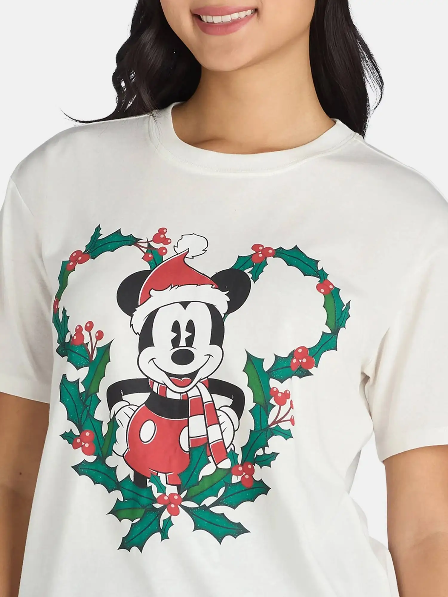 

Рождественская футболка с Микки Маусом и рисунком Санта-Клауса, шарф, дизайн Holly Berry, женские повседневные топы, хлопковые официальные произведения искусства Диснея