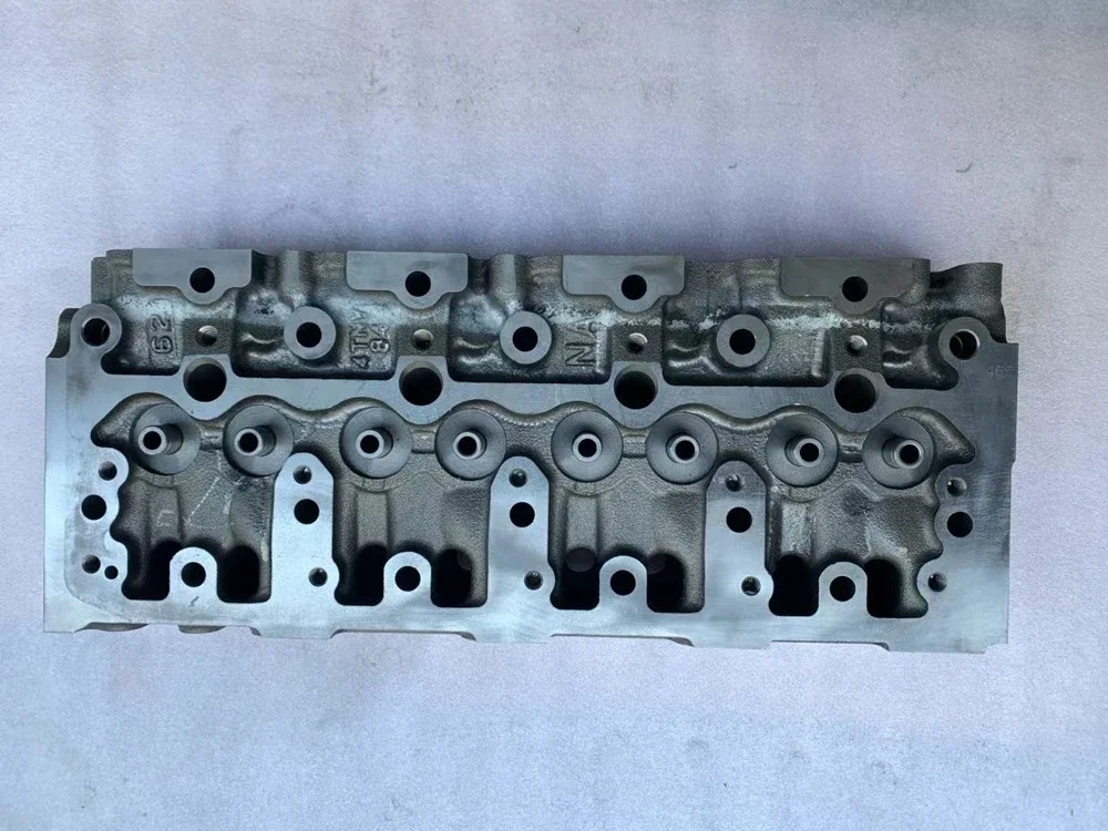 Mechanical engine parts 4TNV84 4TNV88 cylinder head 129601-11700 for yanmar