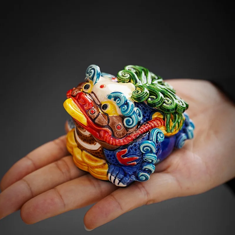 

Chinese Ceramic Lucky Three Leg Golden Toad Handmade Fortune Wealth Home Office Desk Decor Jiaozhi Pottery Souvenir Gift