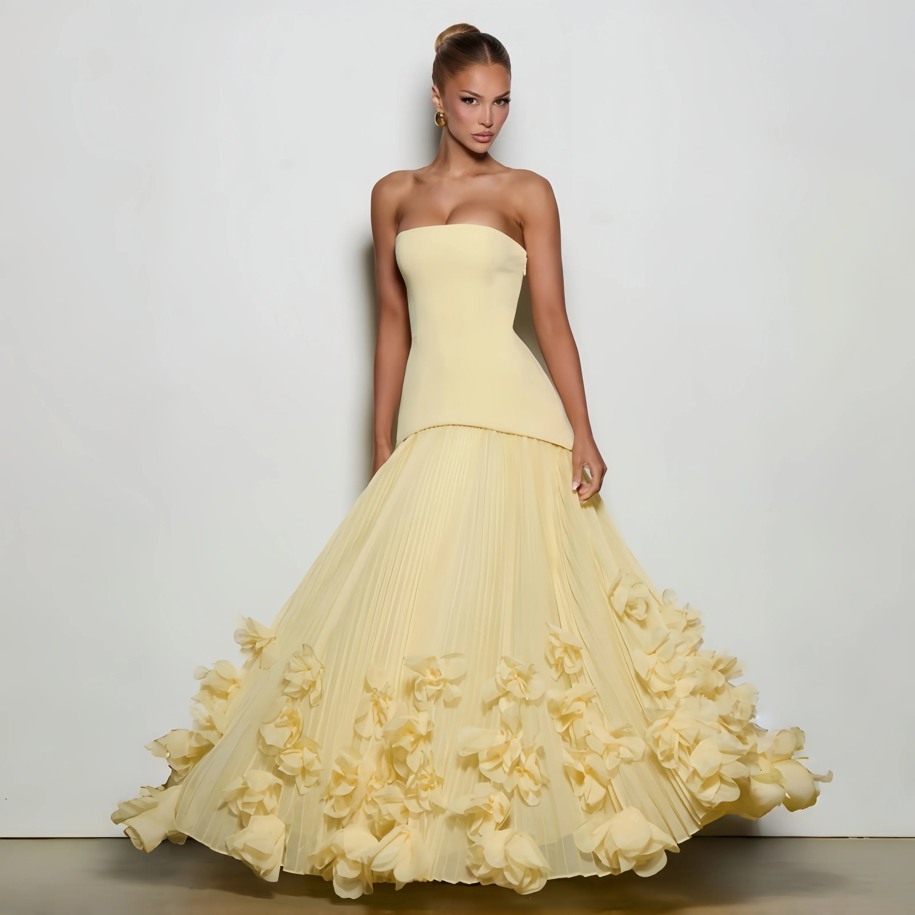 Sexy Zitronengelbes Trägerloses Korsett-Maxikleid Ärmelloses Korsett Plissierter Chiffon 3D-Blumensaum Fließender Rock Formelle Abendgarderobe