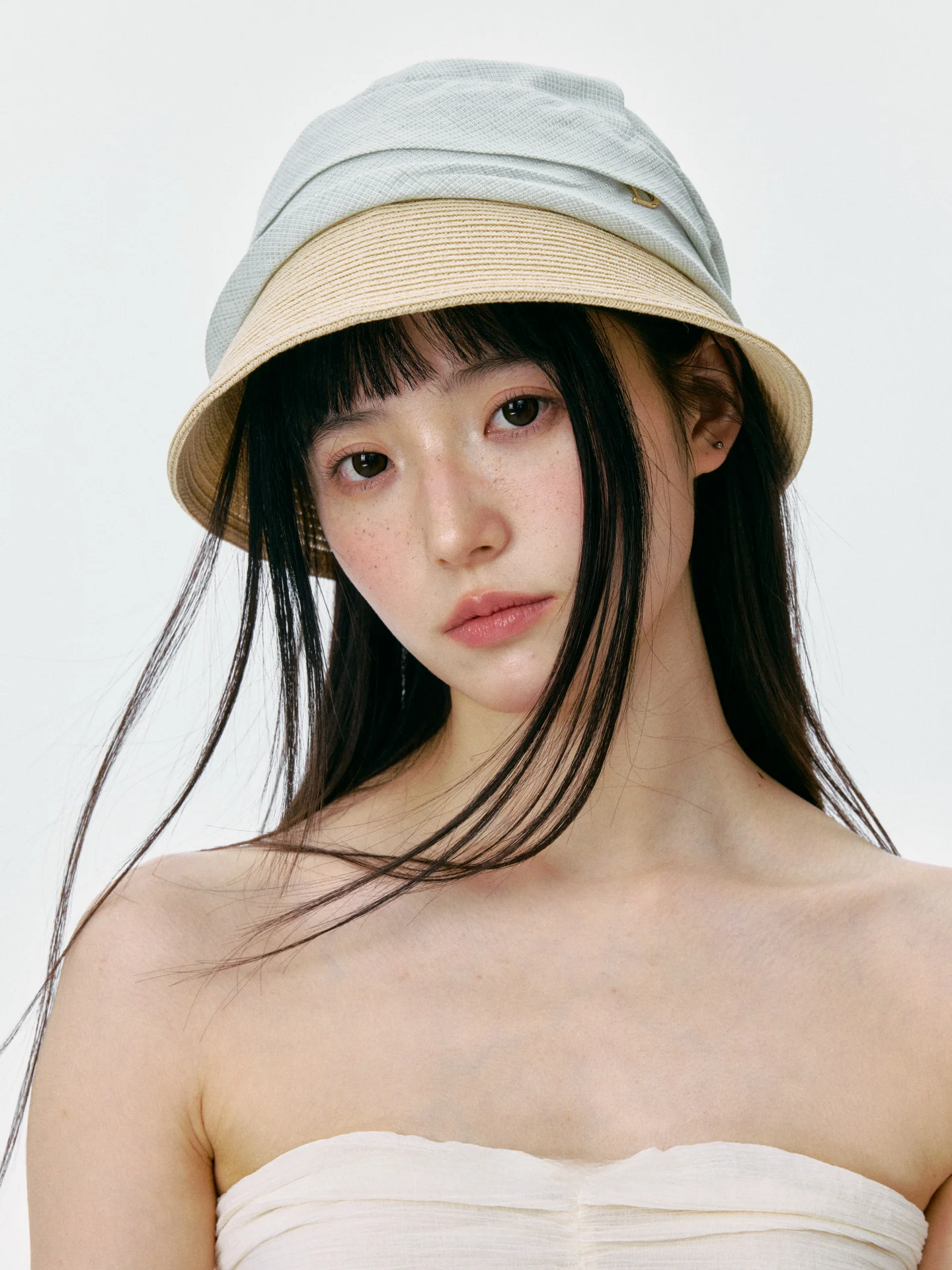 デザインフィッシャーマンハット女性春夏秋日焼け止めフェイスカバートレンディな韓国スタイル旅行ユニバーサル調節可能