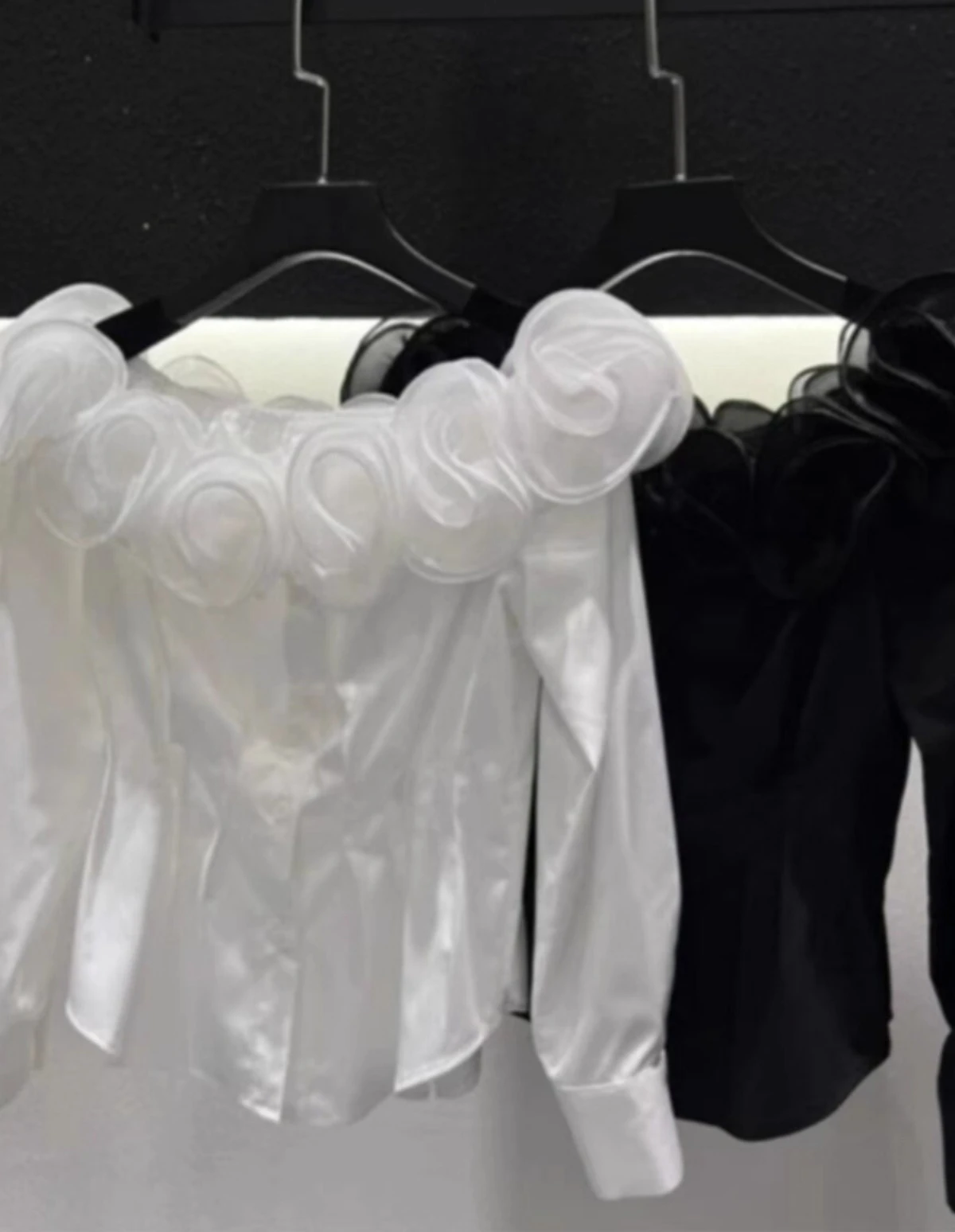 French Retro Three-dimensional Flower Slash Neck Long Sleeve Shirt Girl Spring Fashion Versatile Loose Age-reducing Sweet Top