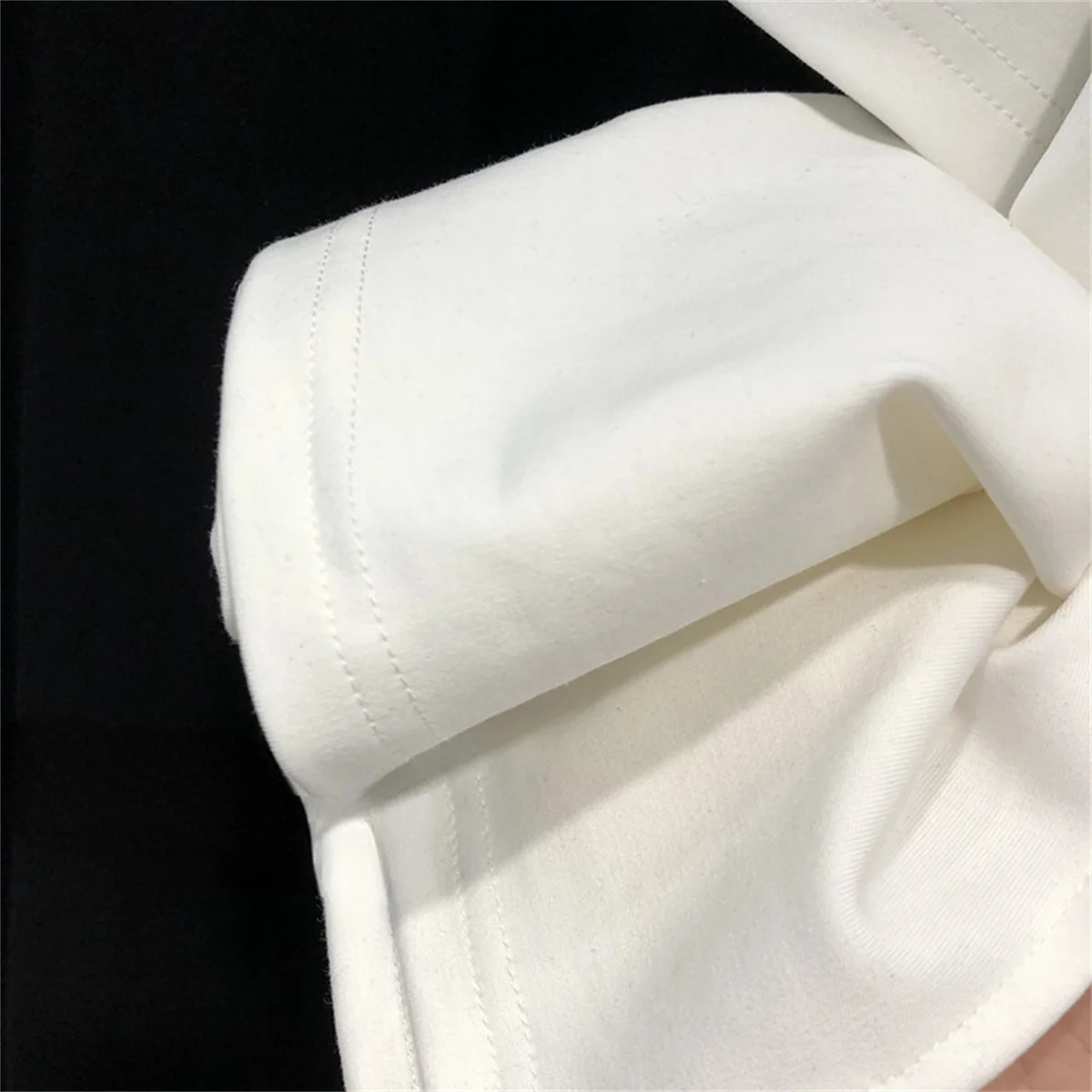 Dames zomer T-shirtjurk met korte mouwen Eenvoudig casual Koreaanse mode Losse halflange overknee-jurk Lachend gezicht Print Dres