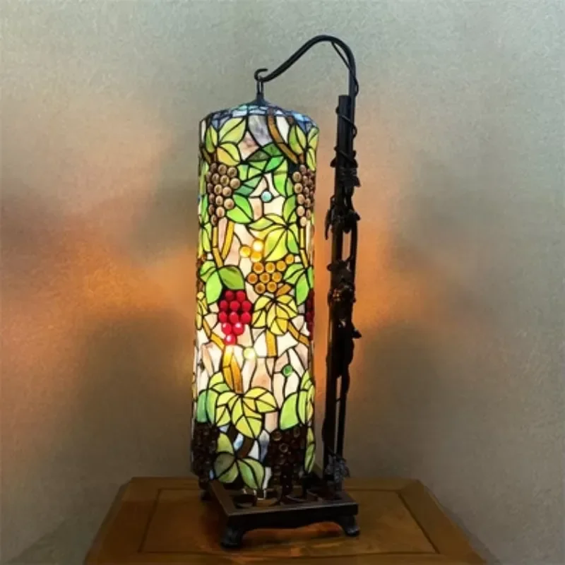 Living Room Floor Lamps Baroque Grape Stained Glass Table Lamp Art Decorative European Pastoral Pattern Floor Light