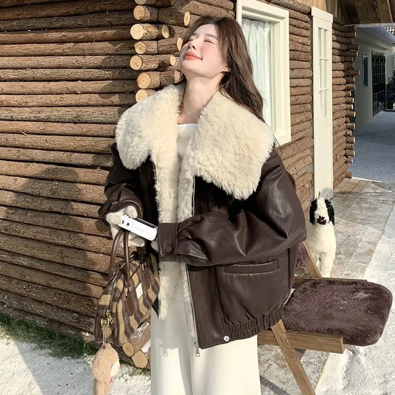 

Coffee Black Lamb Wool Doll Collar Faux Leather Jacket Velvet Thicken Warm Women's Winter Short Locomotive Leather Coats