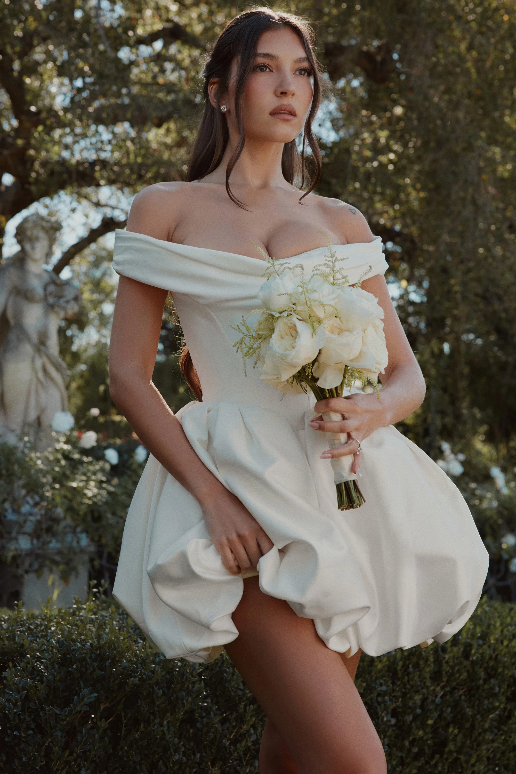 Vintage ivory Off Shoulder Puffy Wedding Dress Simple A-line Backless Pleats Ruched Exquisite Bridal Gown Party Vestidos