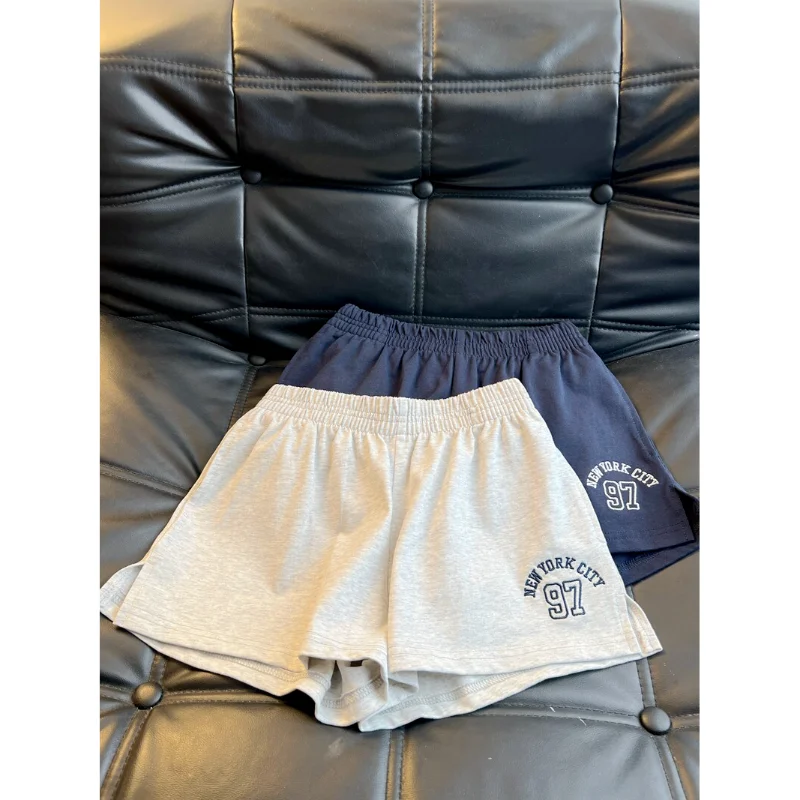 American Retro Campus Style Casual Shorts Women's Three-Quarter Length Pear Shape Slimming Sports 3-Point Pants