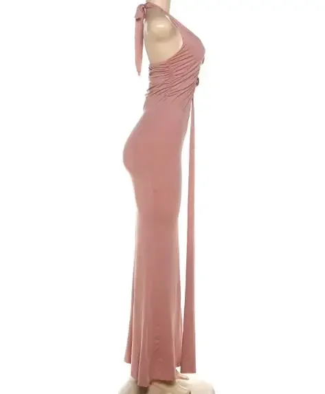 

Autumn & Winter Women's New Sexy Hanging Neck Backless Fashionable Metal Decoration Spicy Girl Hugging Dress