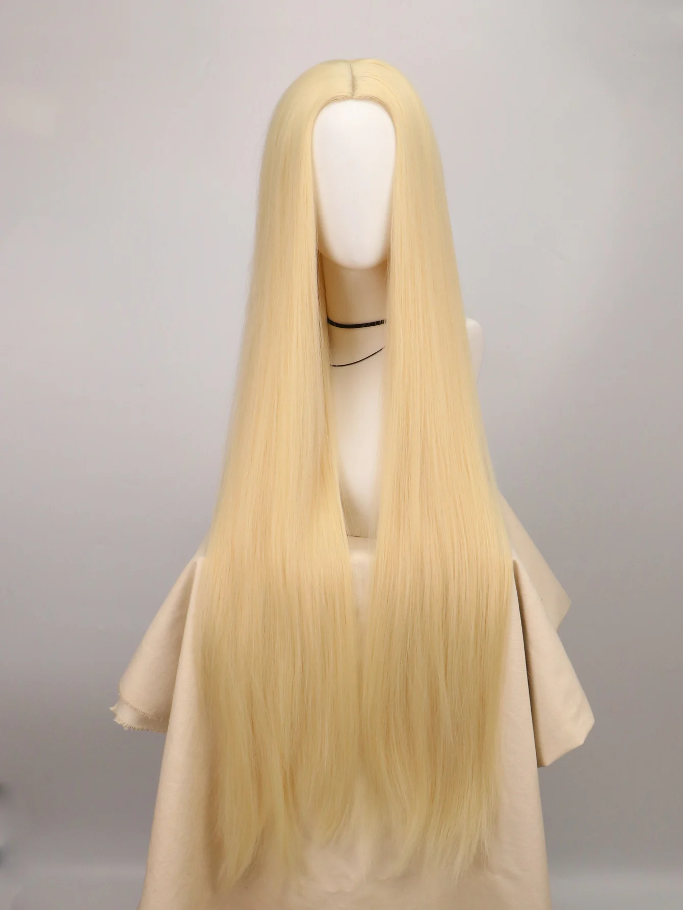 Anime August Stilza Cosplay Perücke Gachiakuta Herren 100cm Lange Haare August Weiße Hitzebeständige Haarperücken