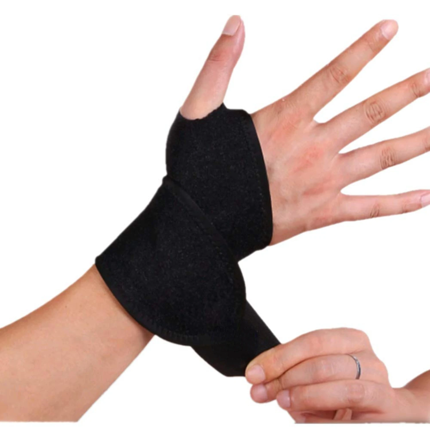 

Enhance your performance with a reliable, comfortable, strong, and durable wrist compression band designed for intense workouts