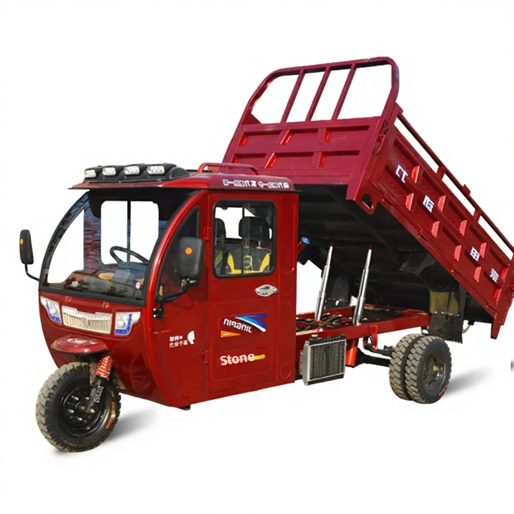 New semi-enclosed self-dump three-wheeled motorcycle for farm transportation