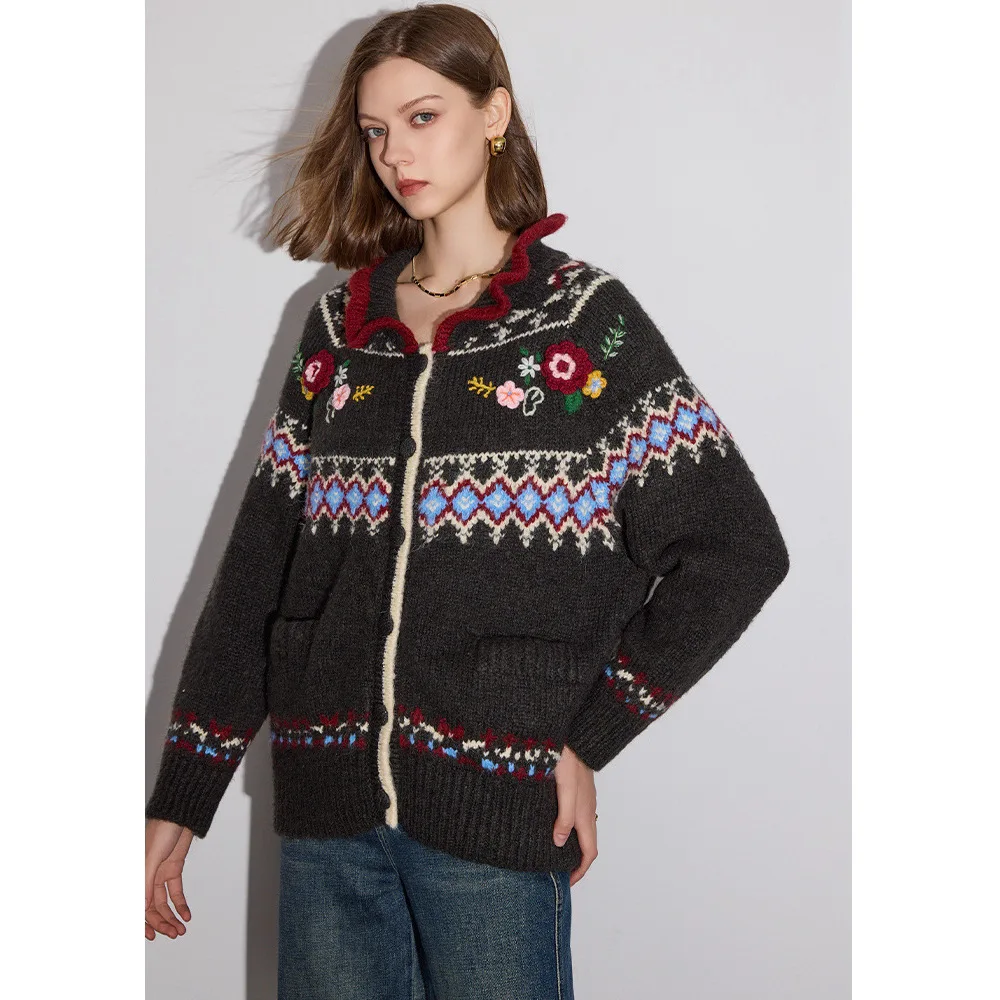 

Retro Lazy Wool Knitted Cardigan Women's Winter 2025 New Jacquard Loose Soft Glutinous Sweater Coat