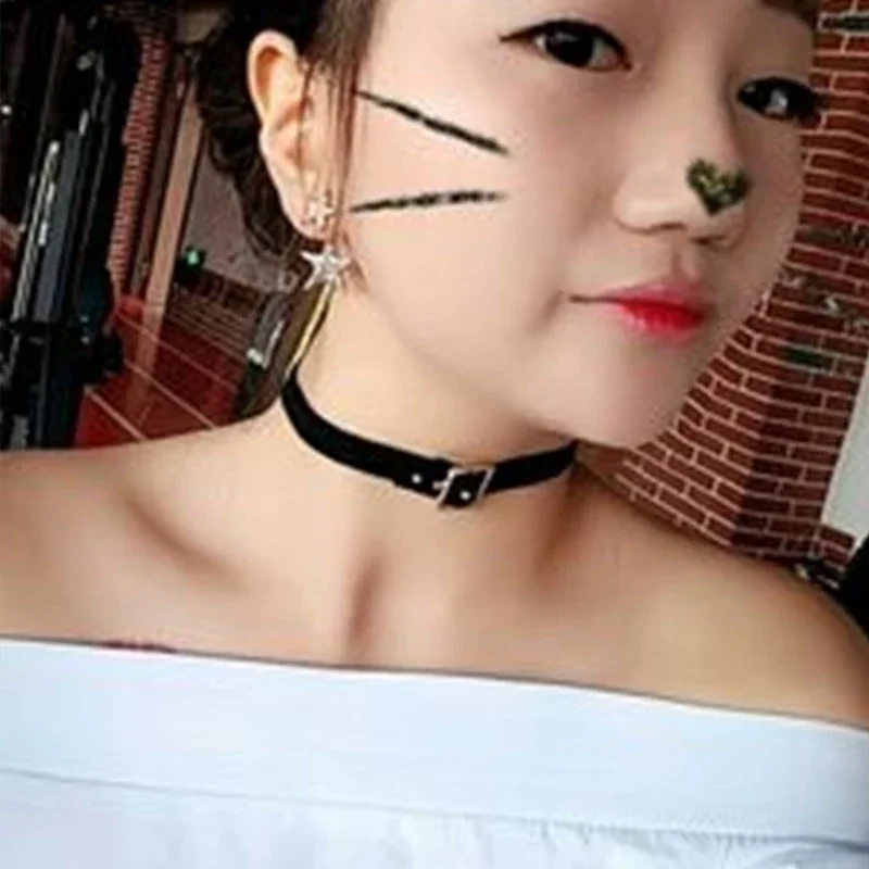 القوطية الأسود فو الجلود برشام مشبك المختنق القلائد المرأة خمر الشرير قلادة مجوهرات نسائية هدايا الحفلات