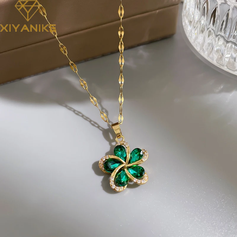 XIYANIKE 316L Stainless Steel Necklace Green Flowers Pendant Accessories for Women Exquisite Trendy Design Jewelry Gifts Collier