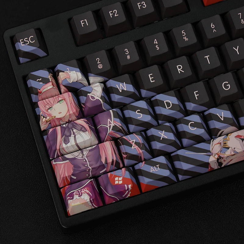 DARLING in the FRANXX 02 PBT keycap black red two-dimensional house man wife girl 108 keys Anime Lifan personality DIY