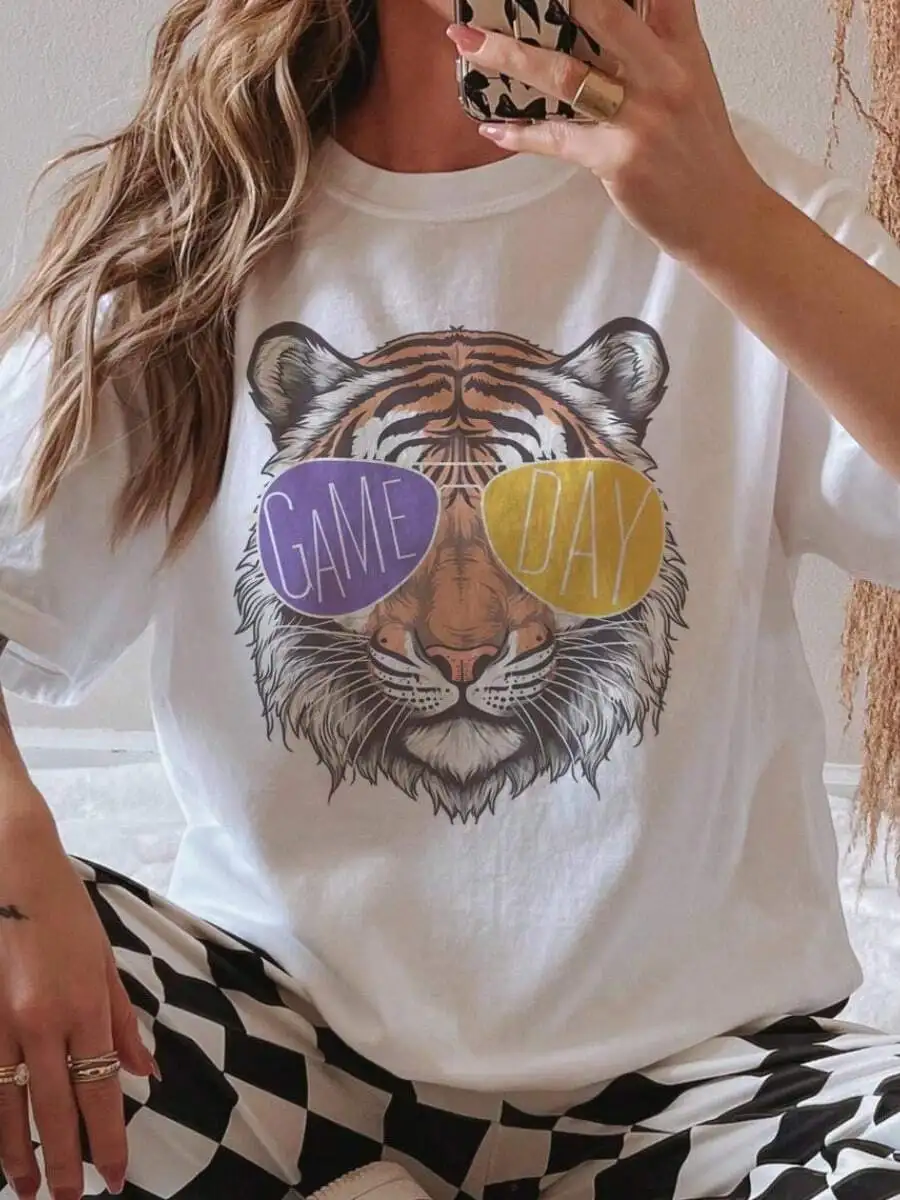 Unisex Crewneck Short Sleeve T Shirt Purple And Gold Game Day Retro Tiger Graphic Print Football College Sports Fan Trendy Casual Top