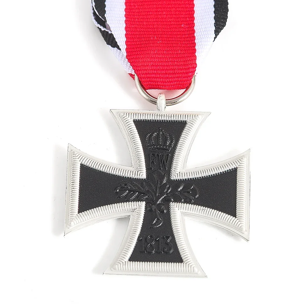 Unique Men Brooch Jewelry Copy Germany 1813 Iron Cross 2nd Class 1813 Iron Cross EK2 Prussia Military Medal with Ribbon Souvenir