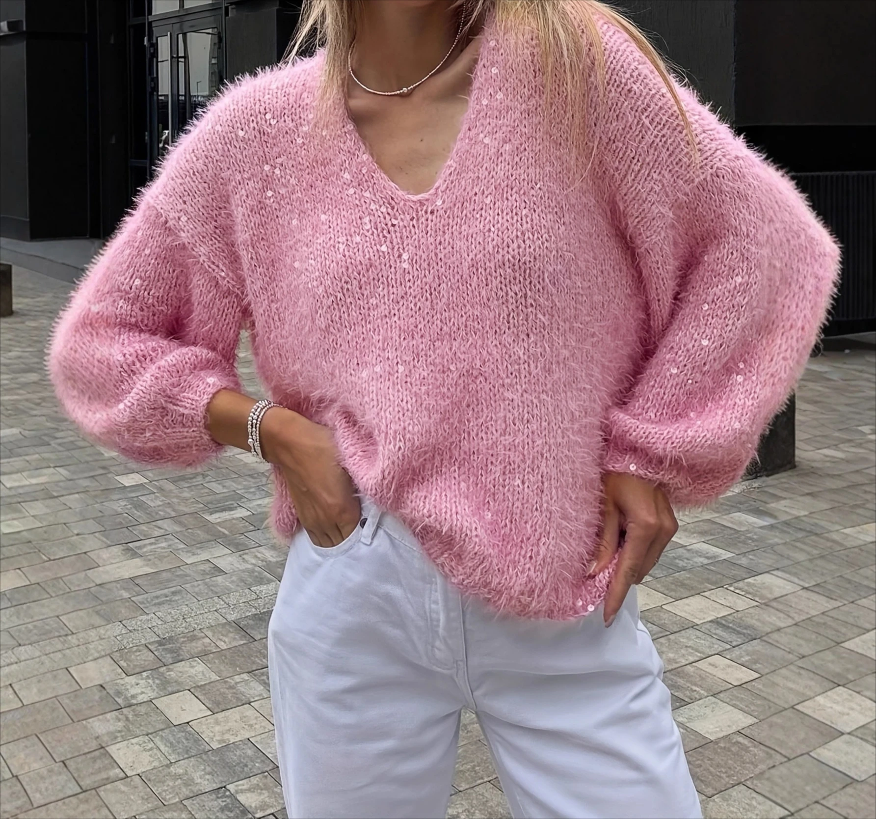 

2025 Shiny Silk V-neck Sweater Pullover Autumn and Winter New Style Loose and Shiny Fluffy Pink Knitted Sweater Women's Top