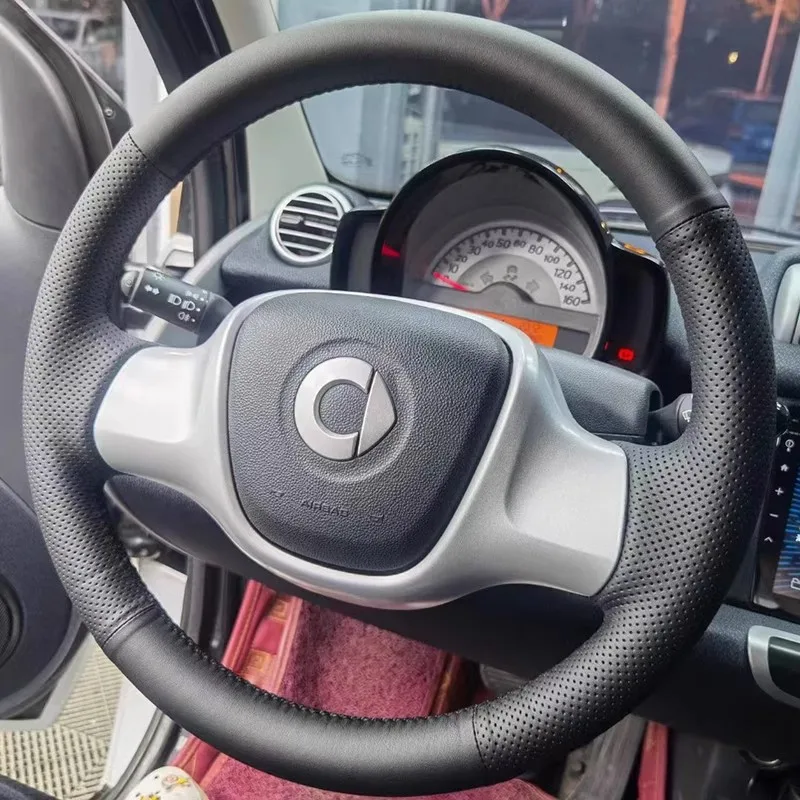 For Mercedes-Benz smart 451 Fortwo 2009-2015 Hand-stitch black Genuine Leather Carbon Fiber non-slip car Steering Wheel Cover