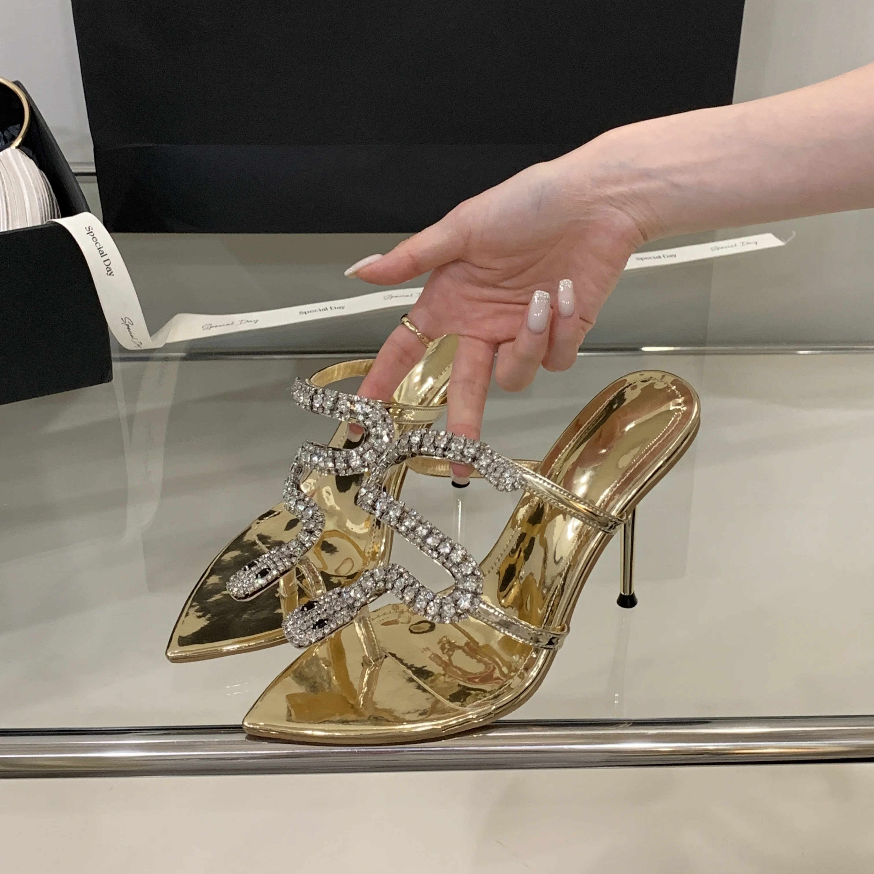 2025 Summer Women Luxury Sexy Pointed Toe Rhinestone Snake Gold Silver Party Wedding High Heel Slippers
