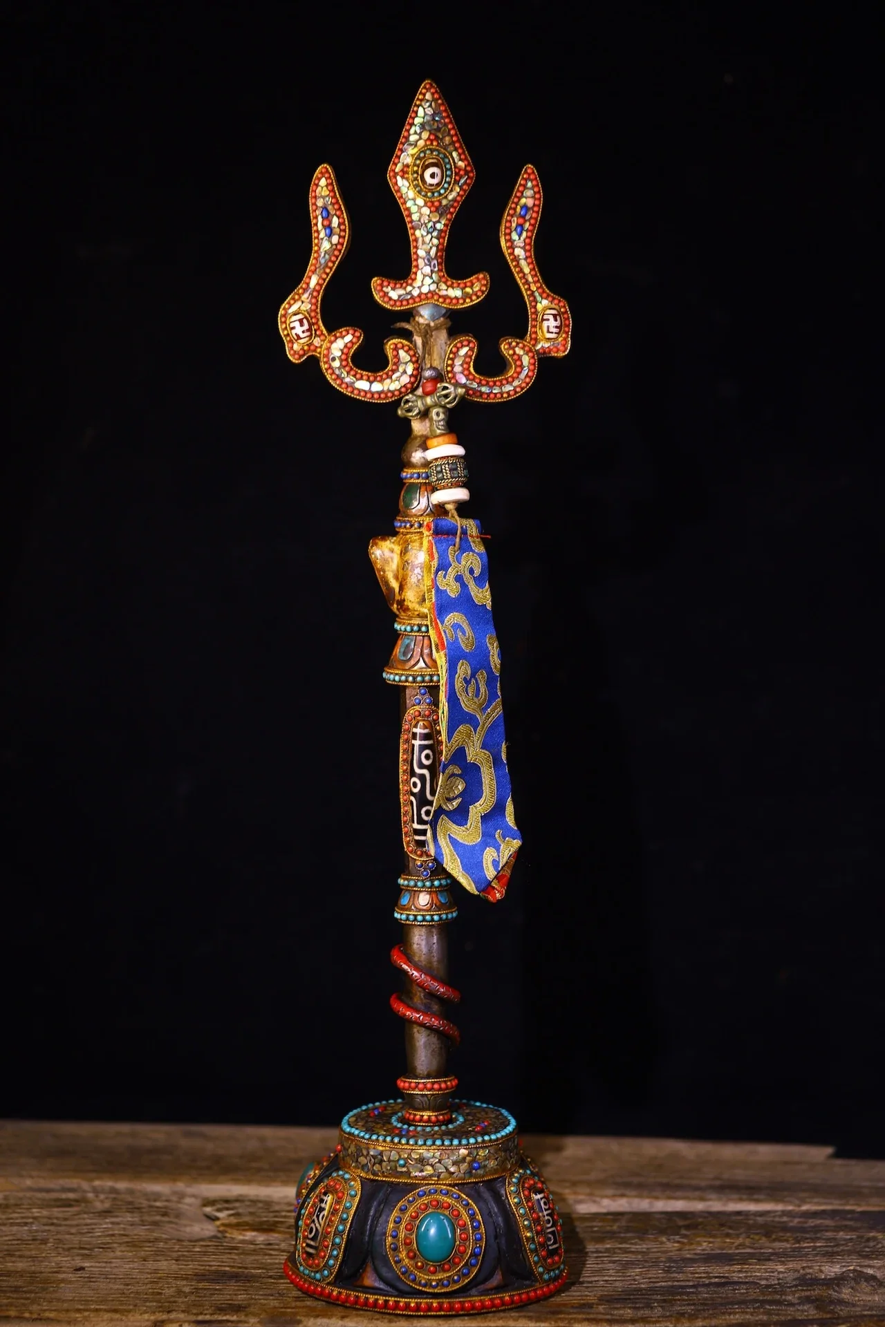 Old Tiantie Painted Mosaic Gem gZi Beads Shell Skull Head Vajra Phurpa Base Amulet Worship Hall
