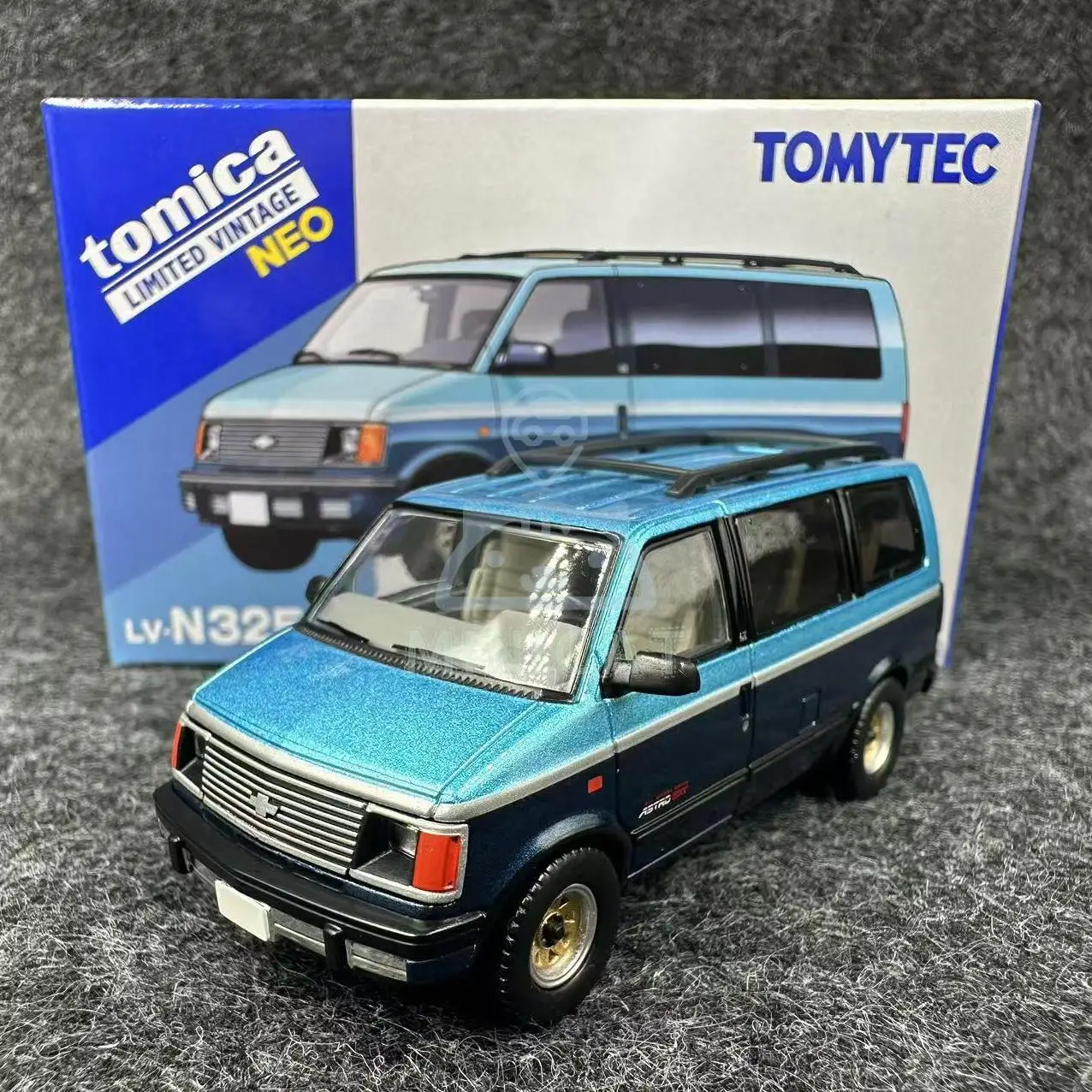 

2410 TOMYTEC 1/64 TLV LV-N325b Astro LT AWD, модель тележки из сплава, коллекция украшений