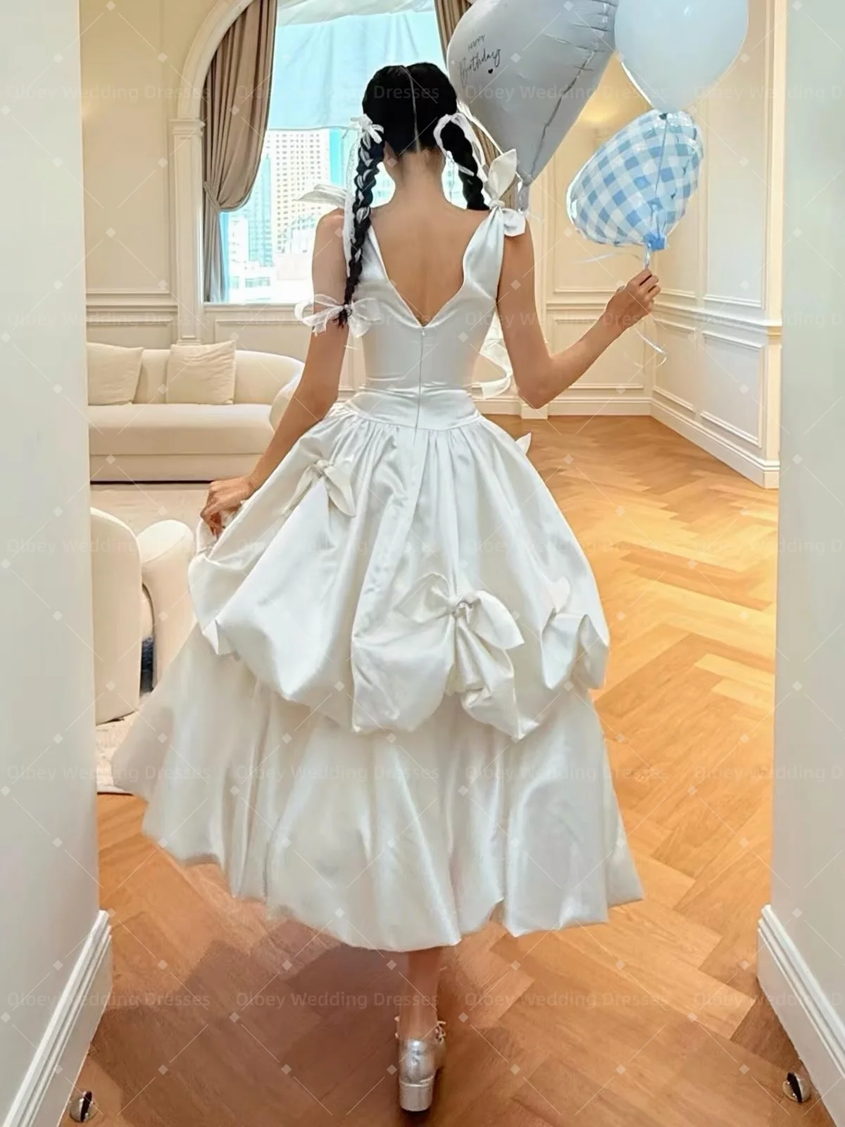 OLOEY 2026 Modern V-Neck Ruched Sleeveless Bow Tiered A-Line Bride Wedding Dresses Bridal Gowns Customized 한국인 리뷰 많은 웨딩드레스