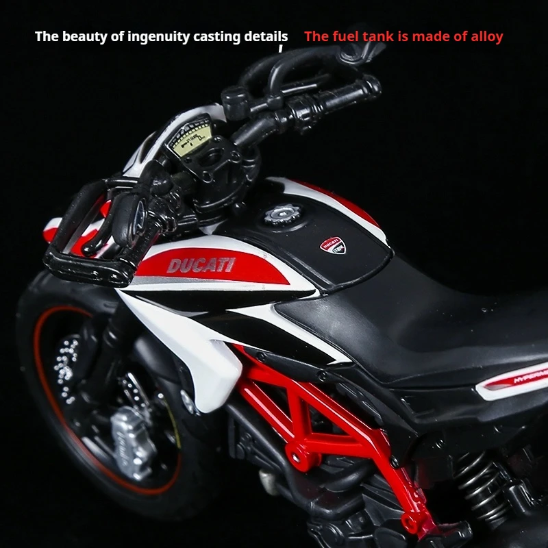 Maisto 1:18 2013 Ducati Hypermotard SP White Motorcycle Toy Model Alloy Ornament Collection Birthday Gift Office Home Decoration