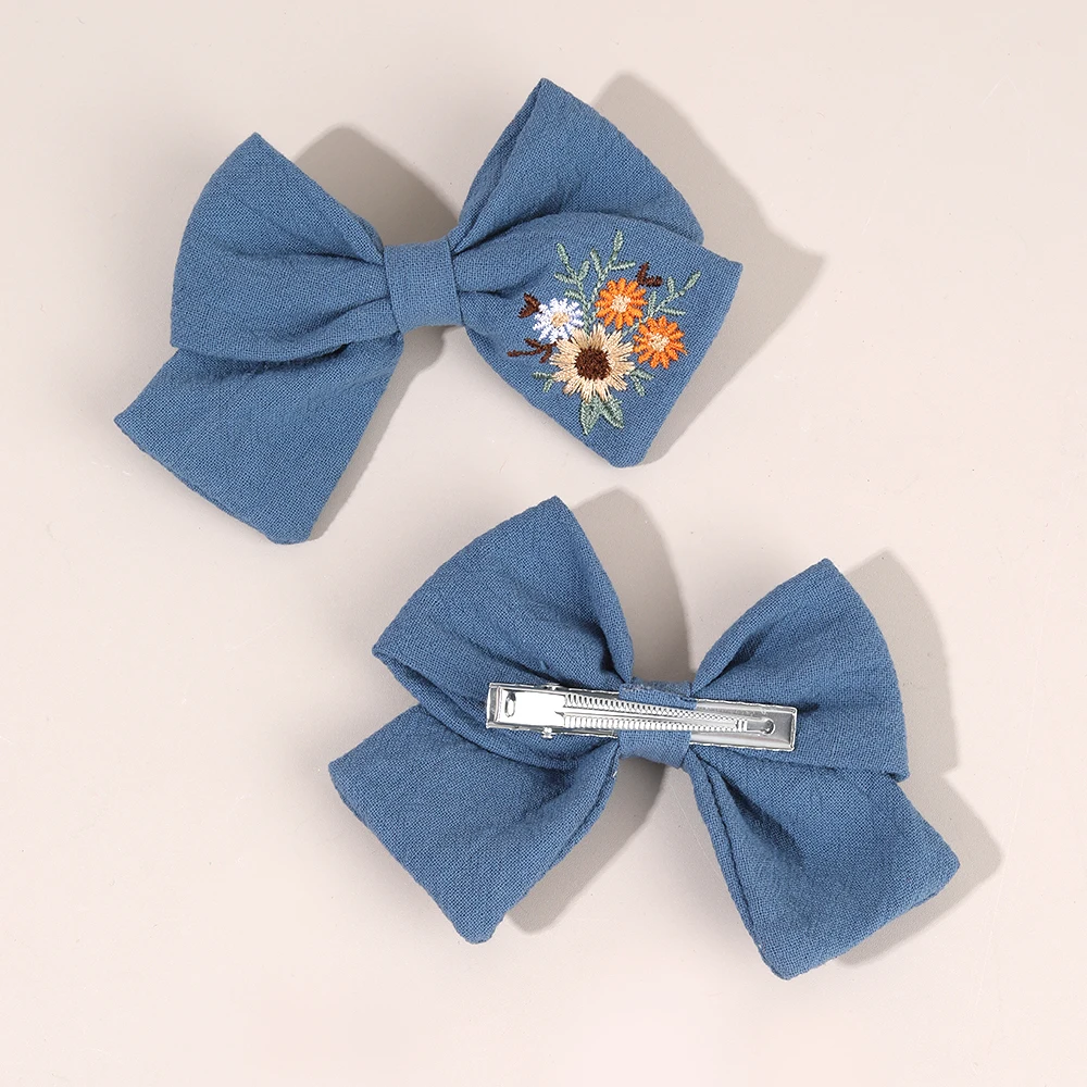 2Pcs Stickerei Floral Haarnadel Handgemachte Trendy Süße Vintage Stoff Blume Bogen Haarspange Für Mädchen Baumwolle Haar Zubehör Kopfbedeckungen