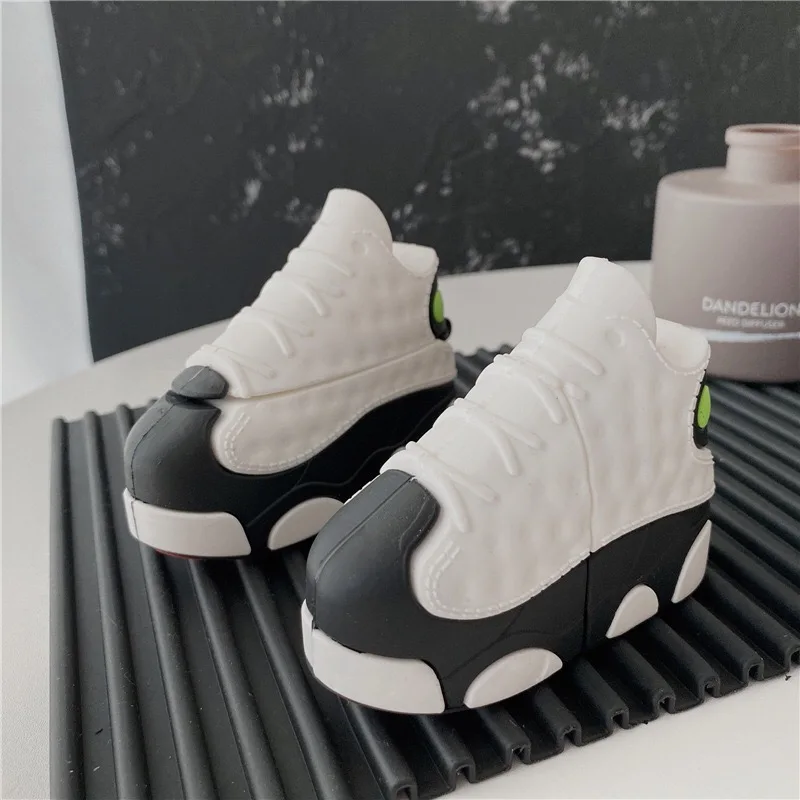 جراب سيليكون للأحذية ثلاثية الأبعاد لطيفة لسماعات Airpods 1 2 3 Pro AJ ثلاثية التاج غطاء سماعة رأس لسماعات Air Pods Pro 2 غطاء سماعة أذن بلوتوث