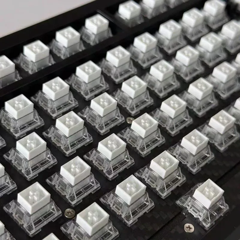 Everglide Jiangwan Wukong Magnetic Axis Switch 0.005mm RT Precision Sealed Base RGB Translucent for Mechanical Keyboards