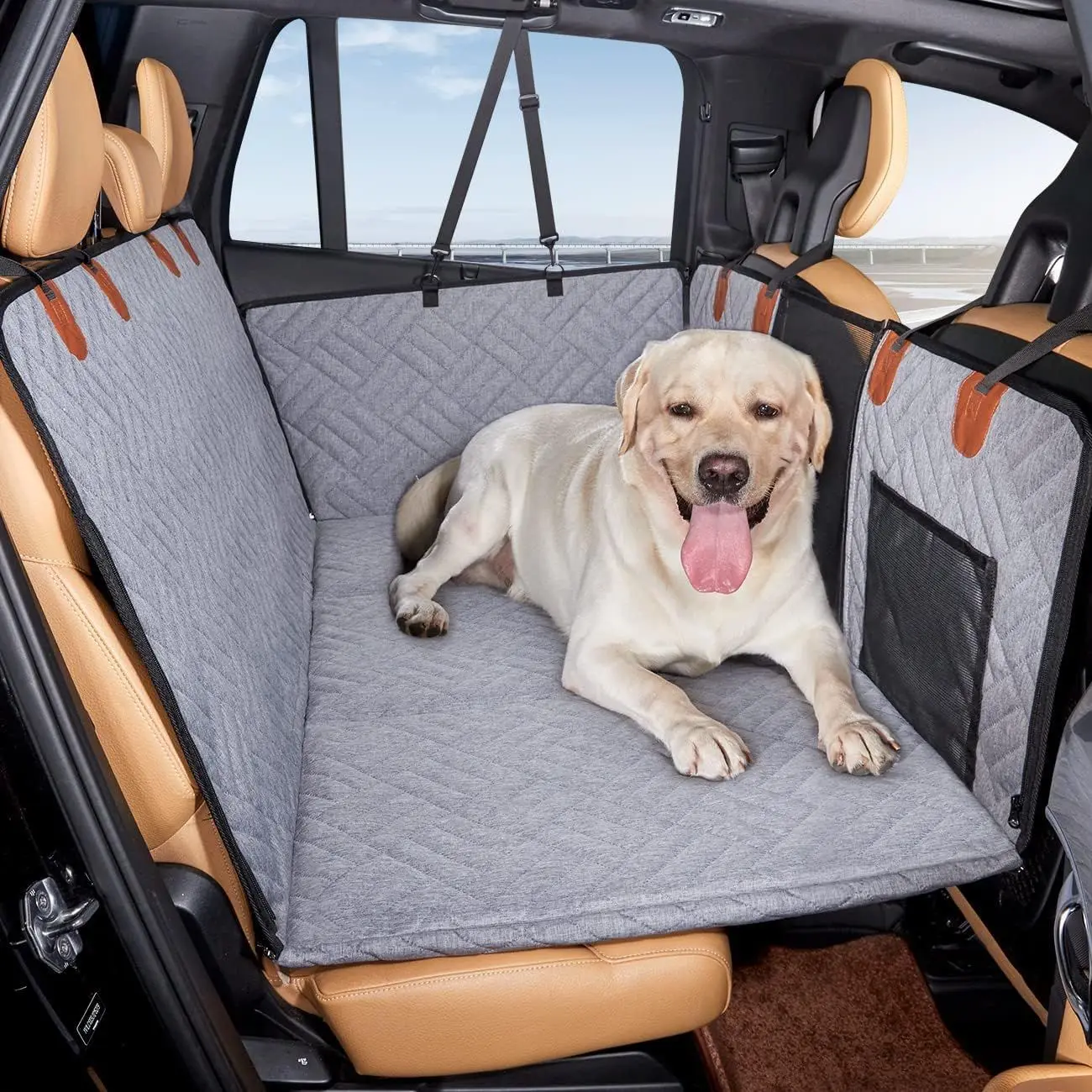 

Pet car cushion Large waterproof and anti-dirty rear seat cushion Dog car seat Dog car artifact Hard board kennel