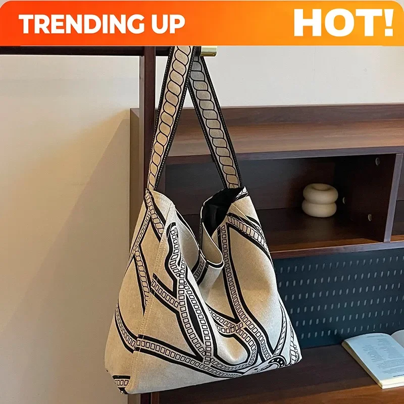 Retro Casual Tote Bag Fashionable Design Canvas Bag New Style Printed Shoulder Bag Large Capacity Contrasting Handbags For Women