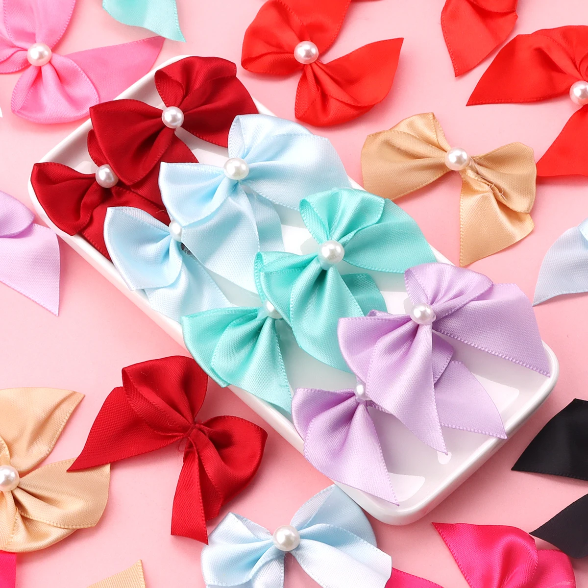 20 teile/los farbige Satin band Schleifen 5,5 cm x 6cm niedliche Hand Bogen knoten Krawatte Schleife Blume für DIY Kleidung Handwerk Dekoration Zubehör