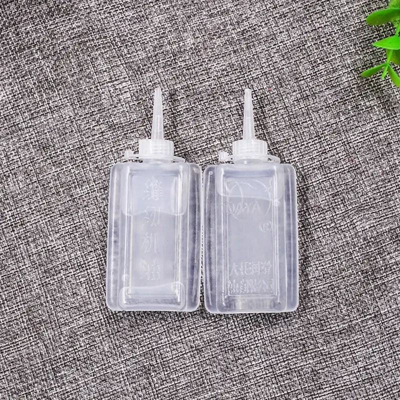 1PC 18g Household Sewing Machine Oil Antirust Oil Sewing Machine Lubricant Liquid Sewing Machine Oil Lubricant Lubricating Oil