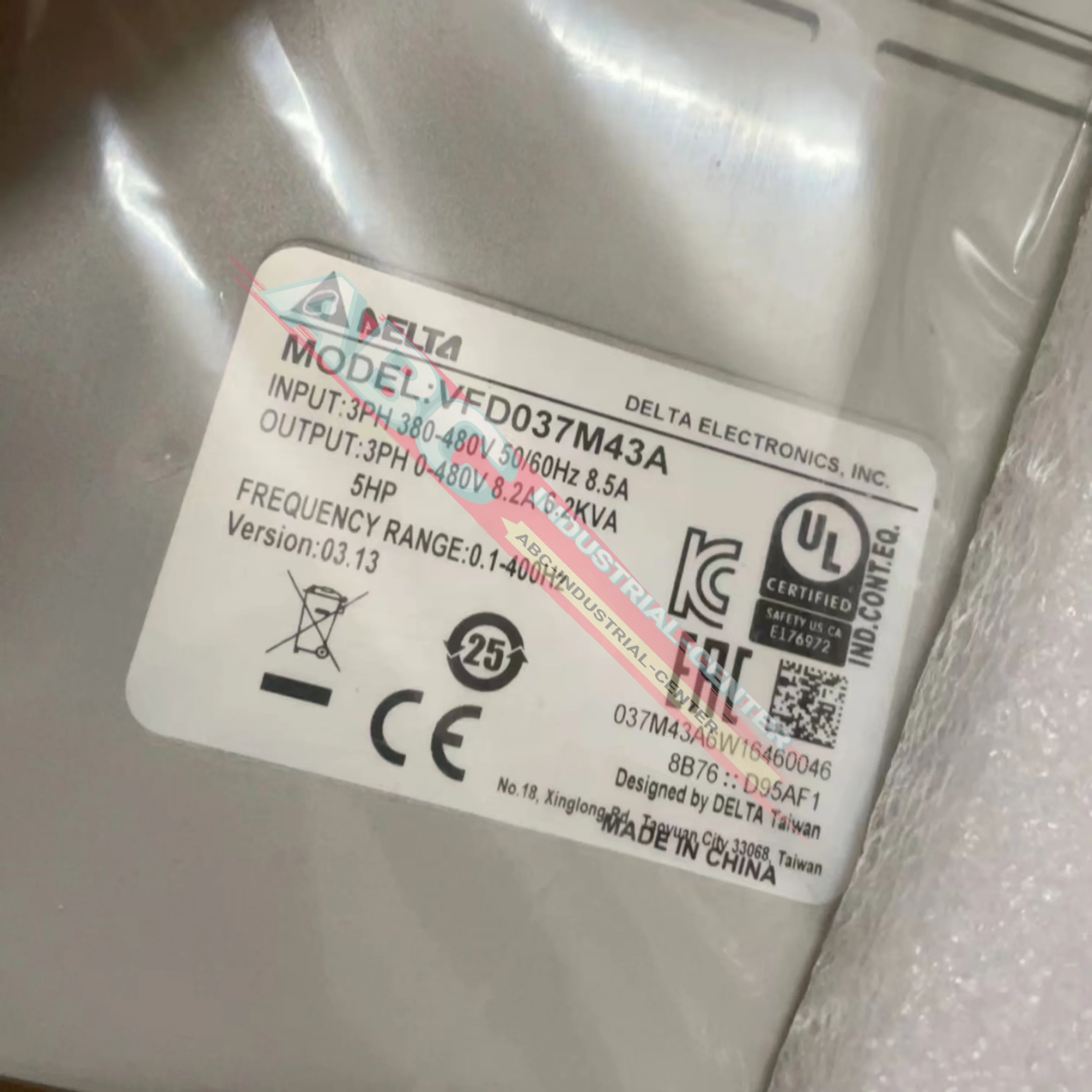 

Совершенно новый преобразователь частоты VFD037M43A