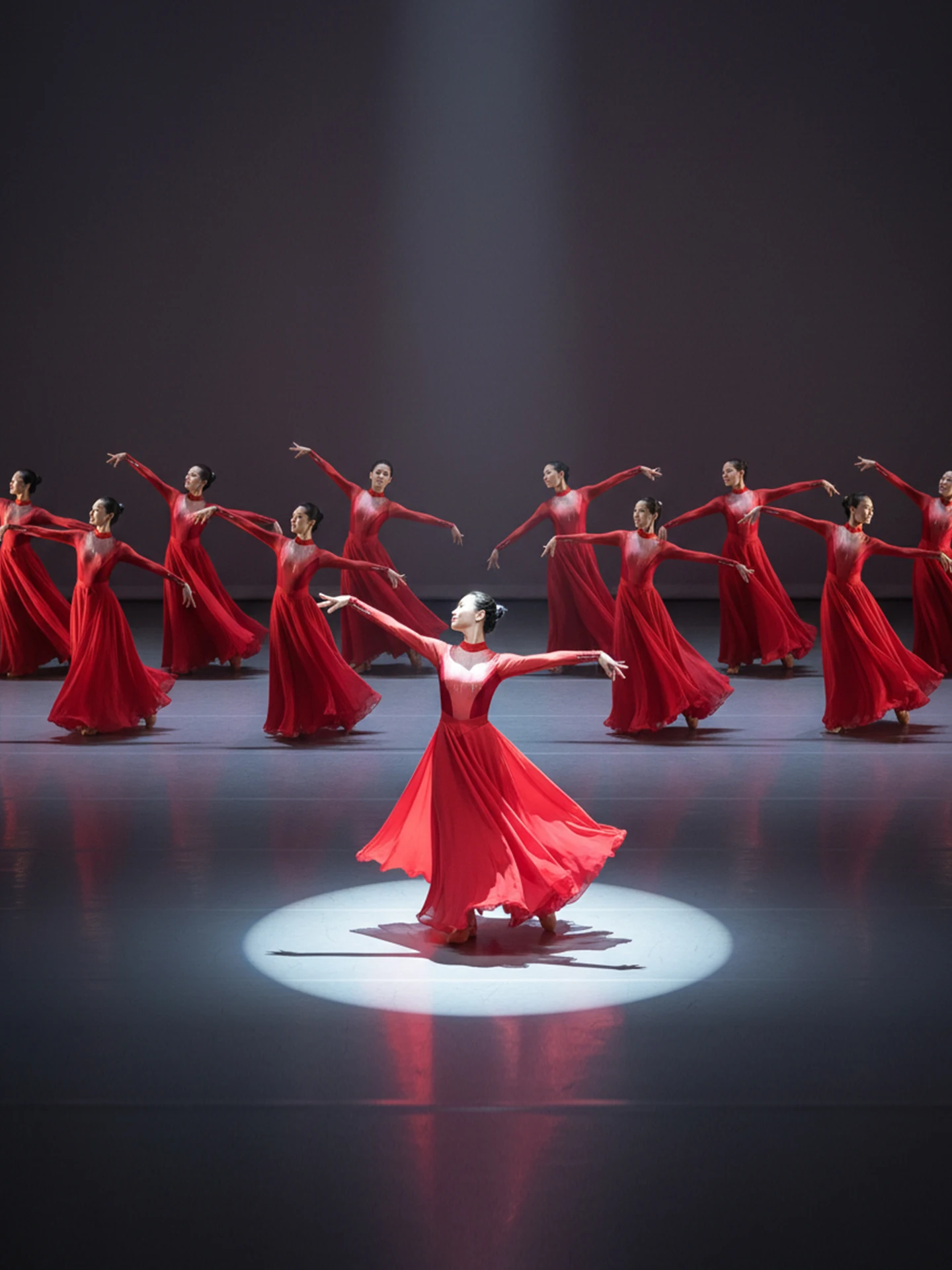 

Новый красный современный классический танцевальный костюм 2025 года с пышной юбкой для выступлений, традиционный этнический наряд для танцевальных представлений