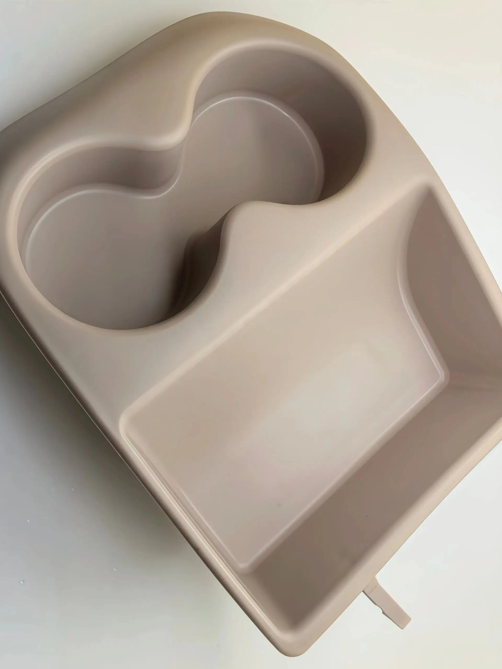 

Держатель для стаканов (по спецификации США) для VW Golf MK3/ Cabriolet Jetta Vento, модель с левым рулем (бежевая основа)