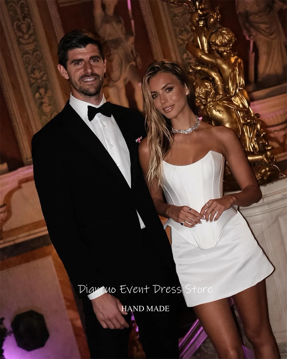 فستان زفاف Dianruo أبيض لامع من الساتان على شكل قلب فيستدو دي نويفا فستان قصير عالي الجودة بدون أكمام لحفلات العودة للوطن مخصص