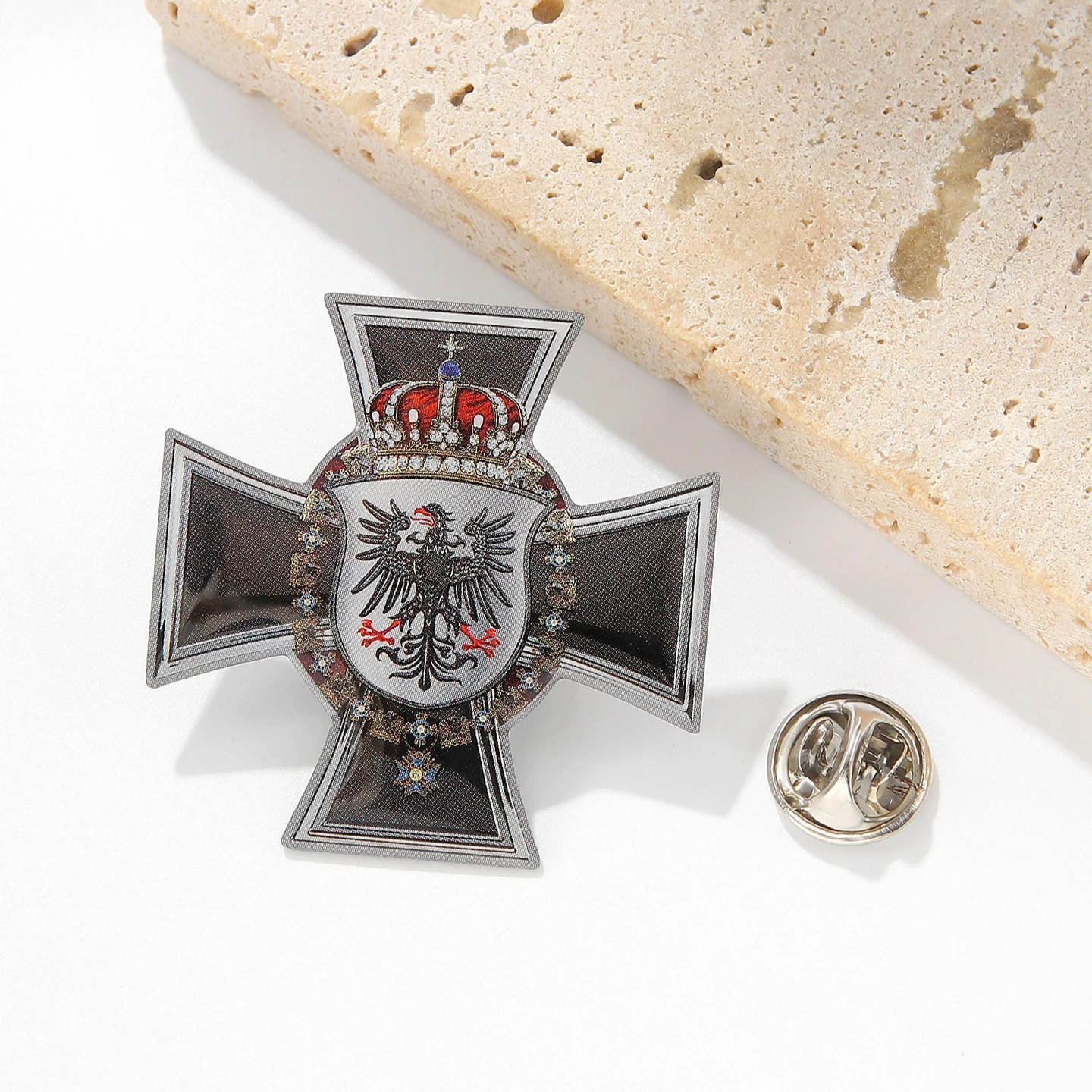 1PC 3.5cm Germany Prussia Cross Crown Brooch Badge Butterfky Buckle Brooches for Commemorative Collection Accessories