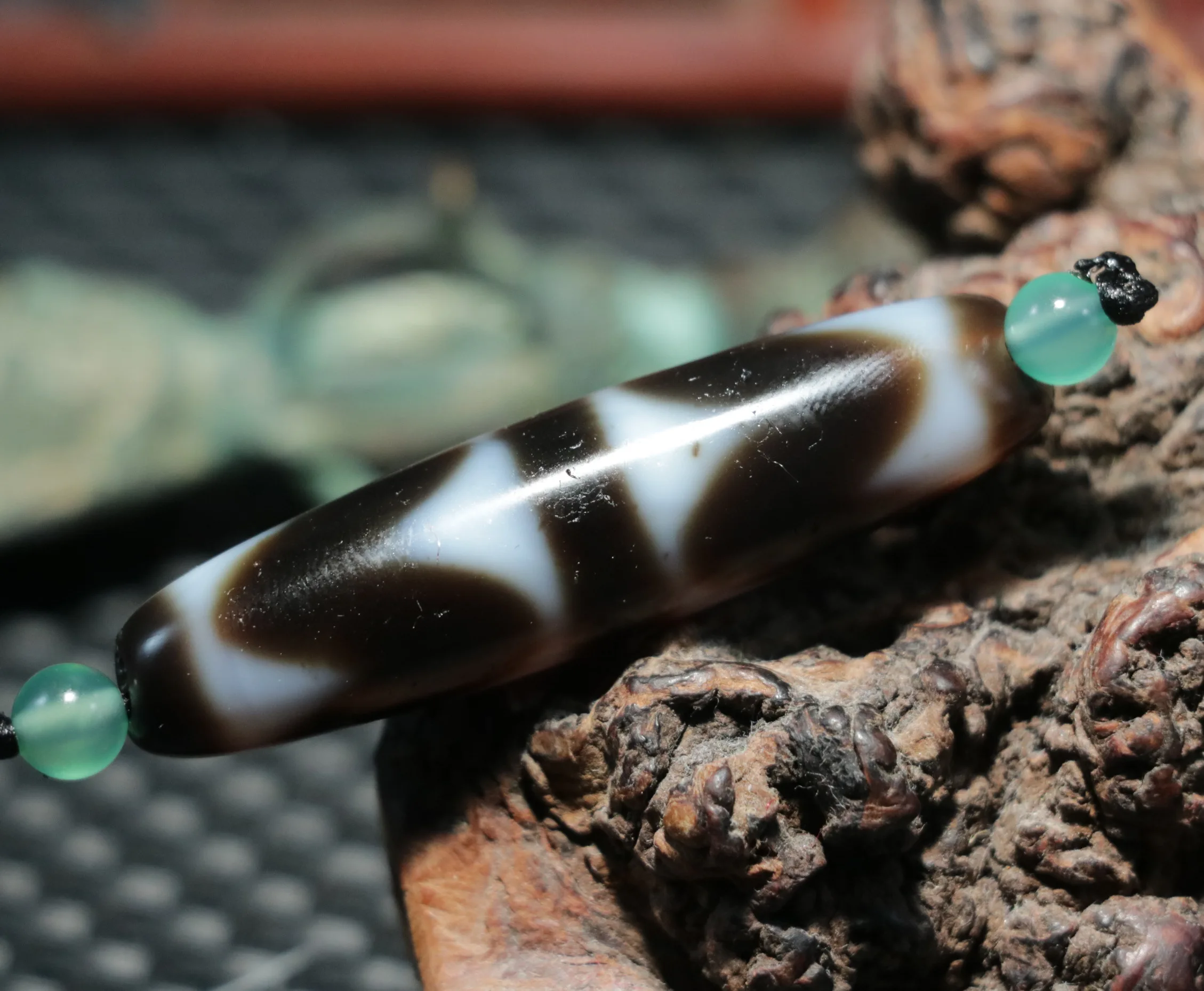 Magic Power Energy Tibetan Old Agate Double Tiger Tooth dZi Bead Amulet Pendant Top 3A+ Timestown UPD210825A1